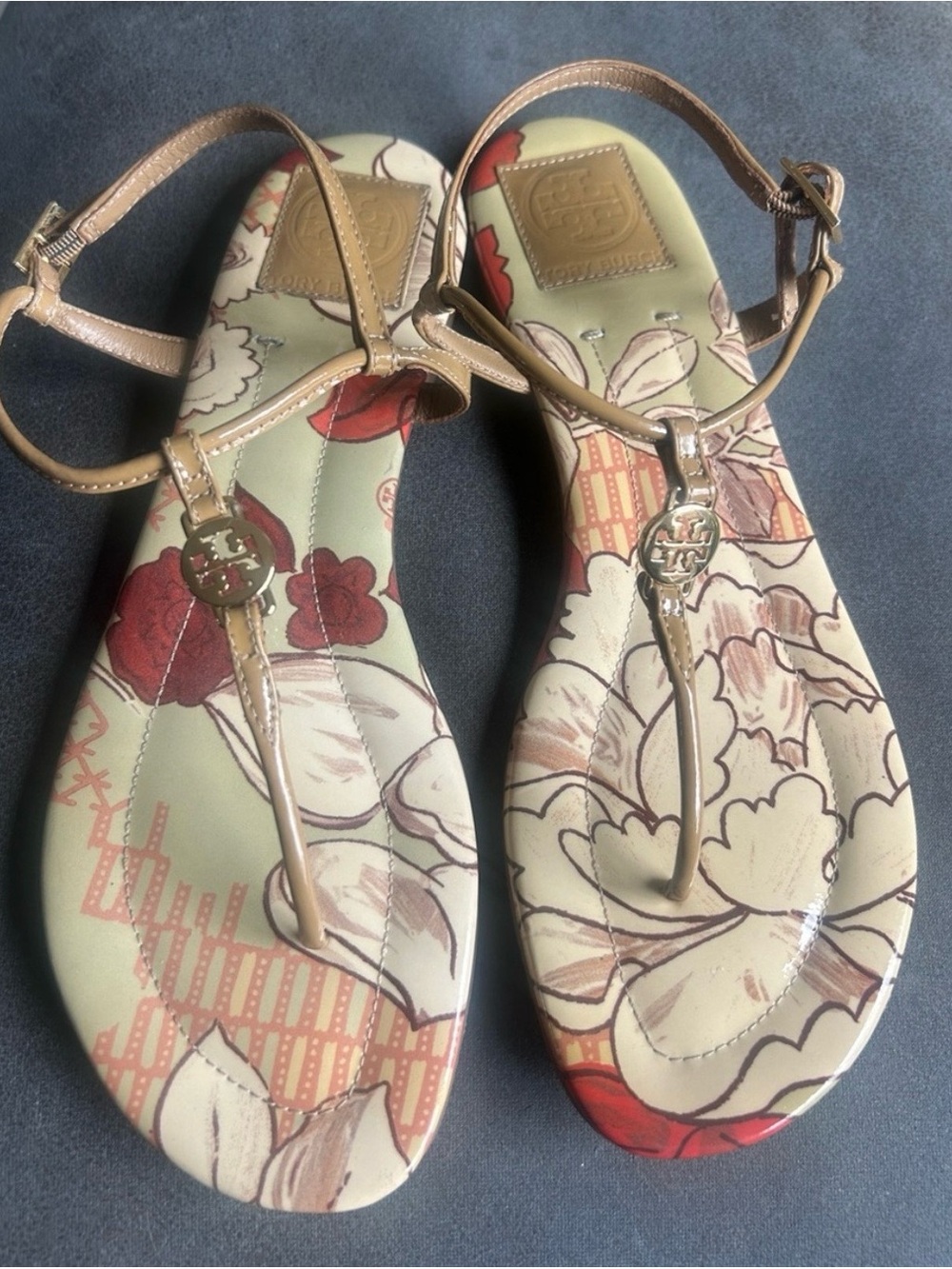 Tory Burch T-Strap Floral Print Leather Sandals Logo Accent Size 9